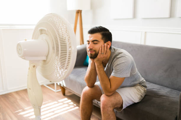 How to Cool Down a Hot Room Fast With a Fan: Pro Tips